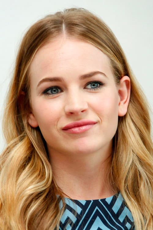 Britt Robertson foto