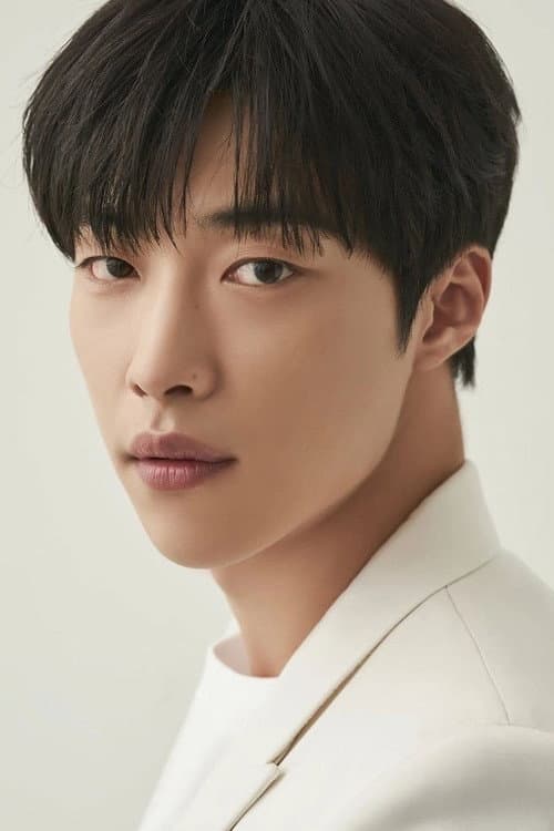 우도환 foto