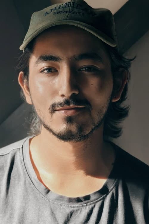 Abiral Pratap Adhikari foto