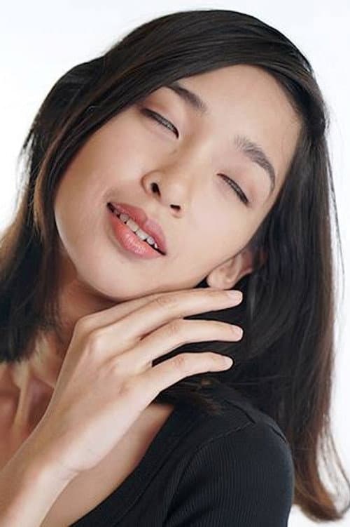 Sari Estrada foto