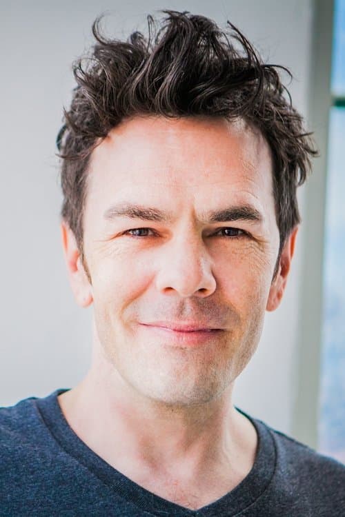 Adam Kenneth Wilson foto