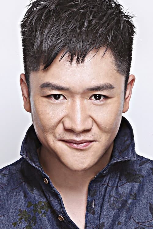 杨一威 foto
