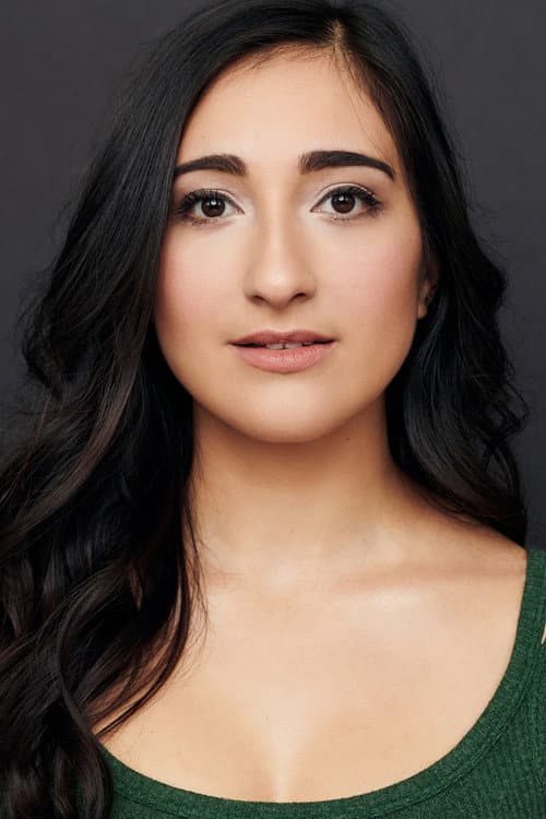 Krystina Alabado foto