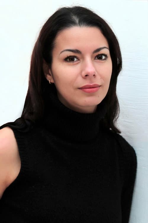 Amina Menia foto