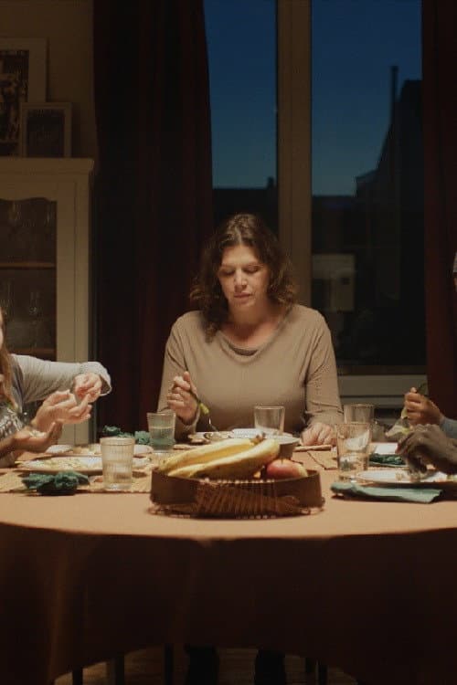 Famille (2018) poster