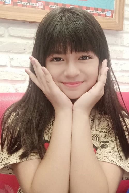 Raya Adena Syah foto