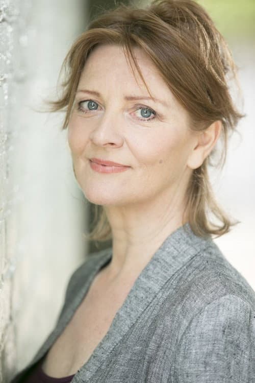 Yvonne O'Grady foto
