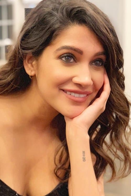 Anuja Joshi foto