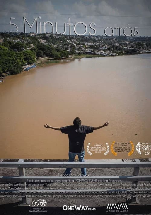 5 minutos atrás (2014) poster