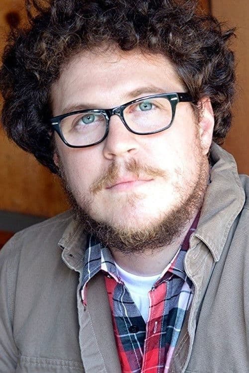 Cameron Britton foto
