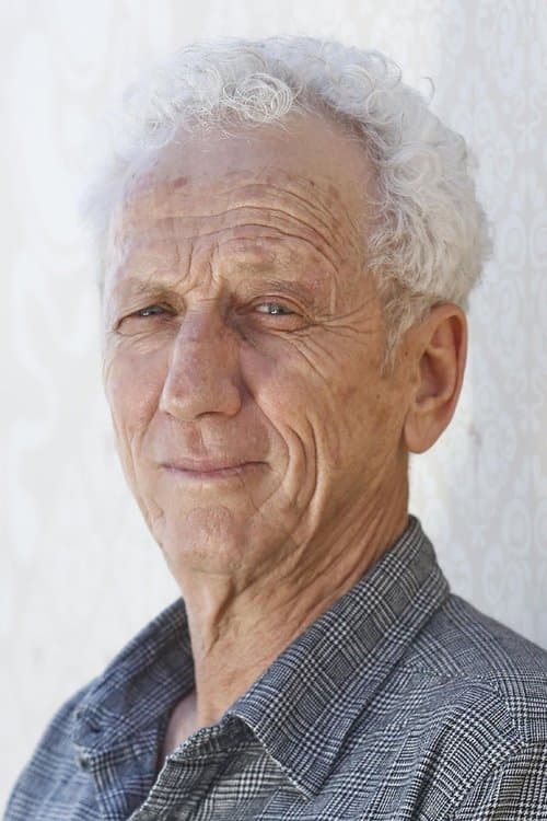 מוני מושונוב foto
