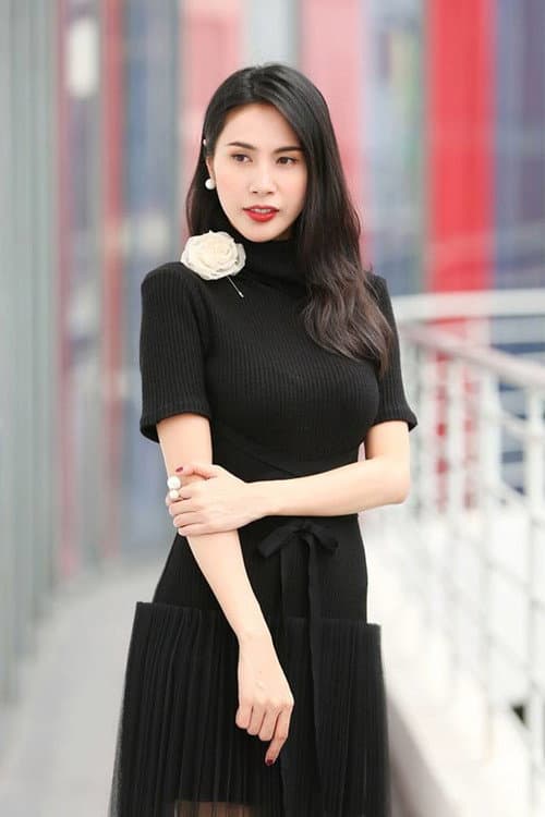 Thủy Tiên foto