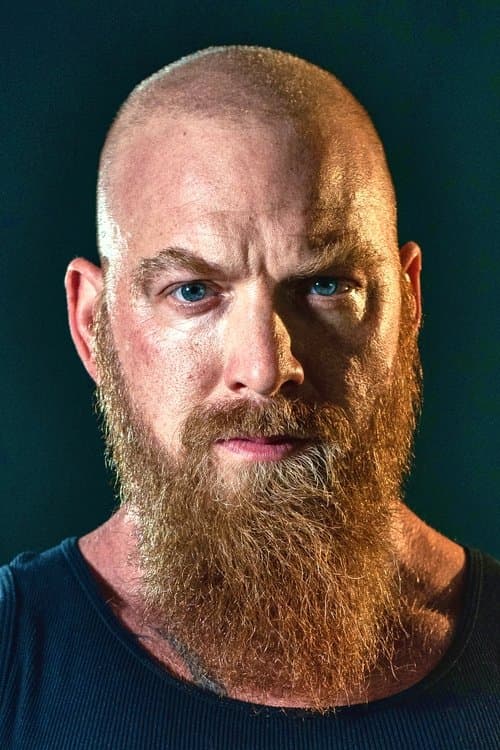 Adam Dunnells foto