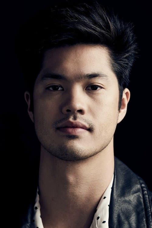 Ross Butler foto