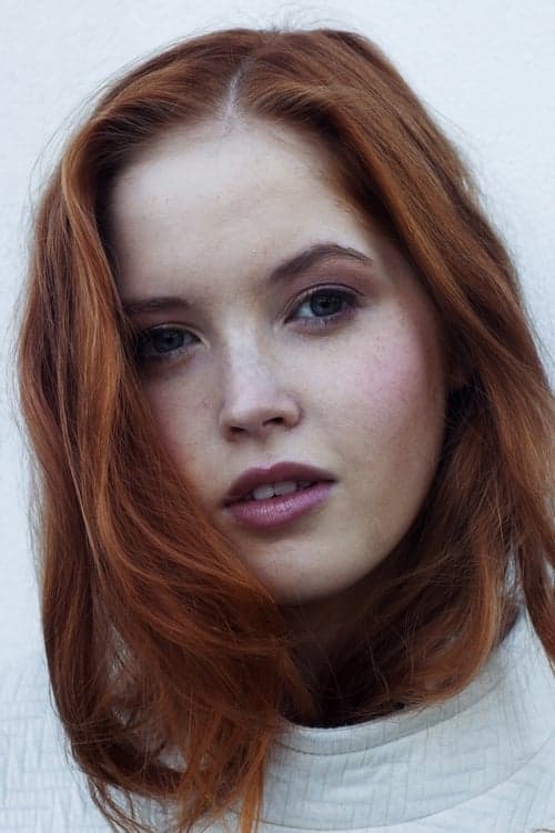 Ellie Bamber foto