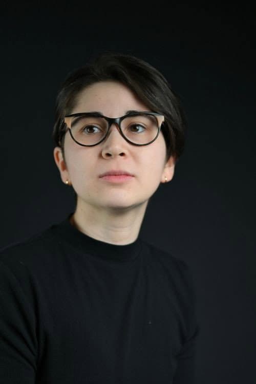 Elena Sakuda foto
