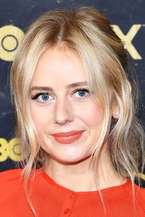 Justine Lupe foto
