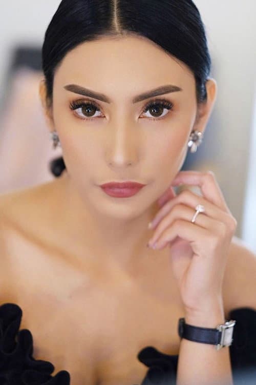Tyas Mirasih foto