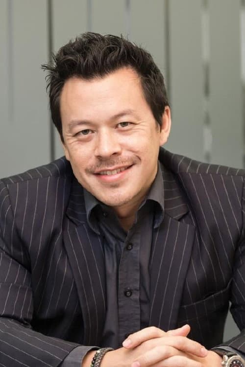 Mike Wiluan foto
