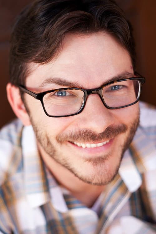 Jon Luke Thomas foto