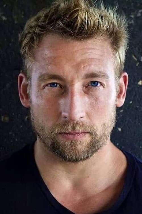 Erik Bello foto
