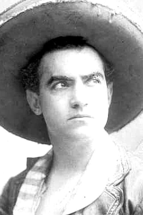 E.L. Fernandez foto