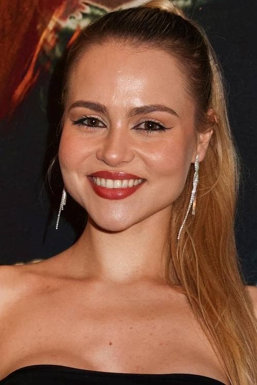 Karolina Ugrenyuk foto