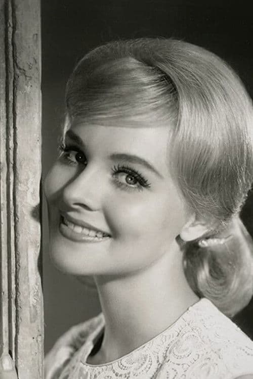 Diane McBain foto