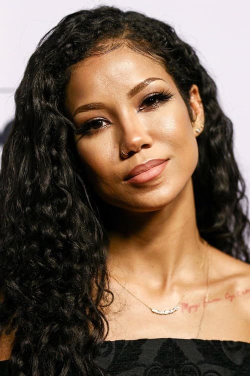 Jhené Aiko foto