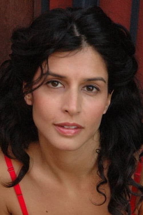 Yasmine Delawari foto