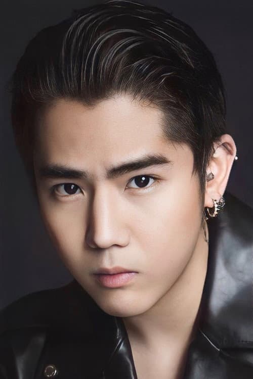 คุณาธิป ปิ่นประดับ foto