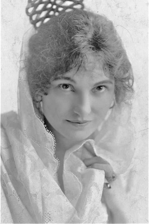 Lucille Young foto