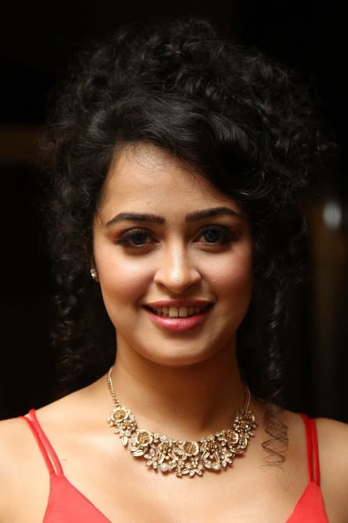 Apsara Rani foto