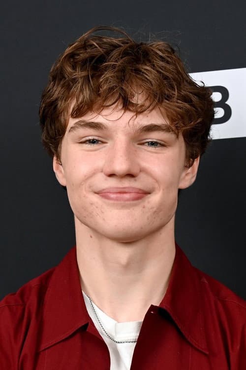 Dylan Hughes foto
