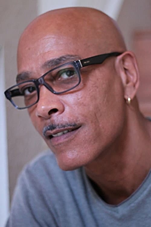 Garry Q. Lewis foto