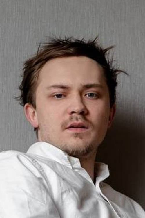 Назар Сафонов foto