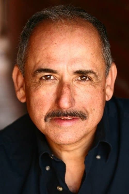 Gary Carlos Cervantes foto