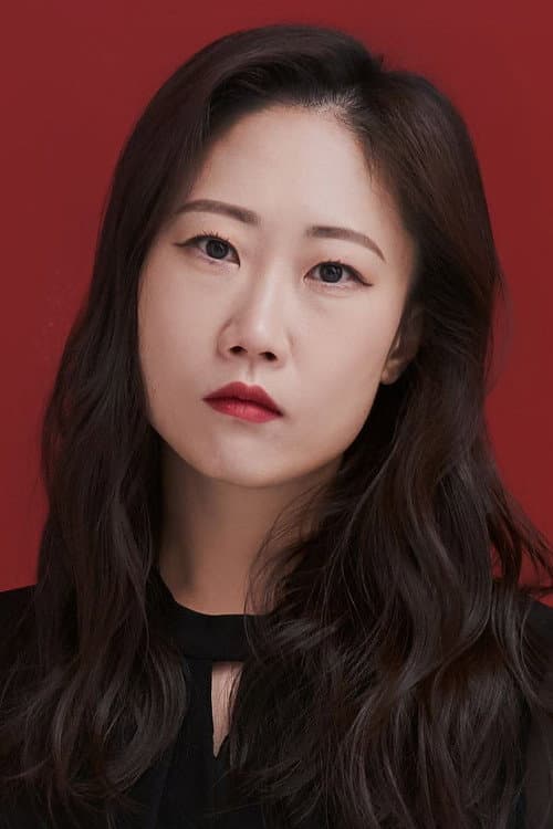 Minji Kang foto