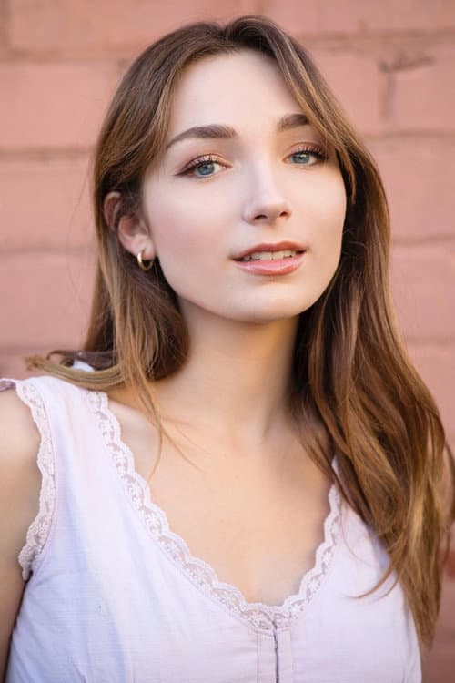 Madeleine Smith foto