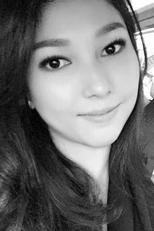 Reva Mustafa foto