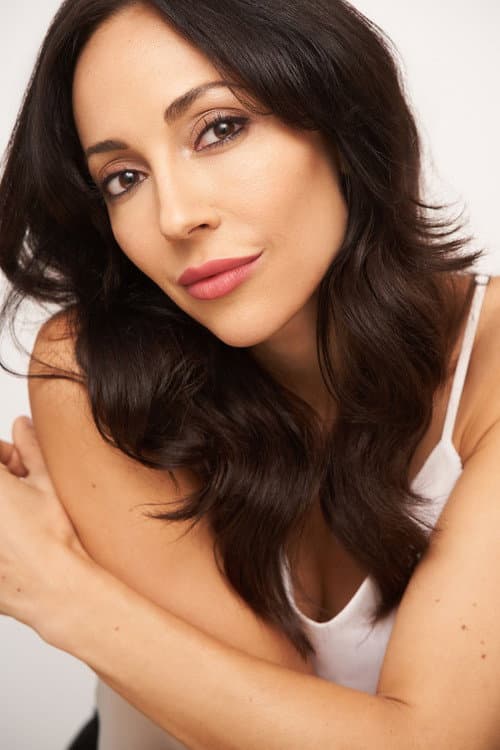Yvette Gonzalez-Nacer foto