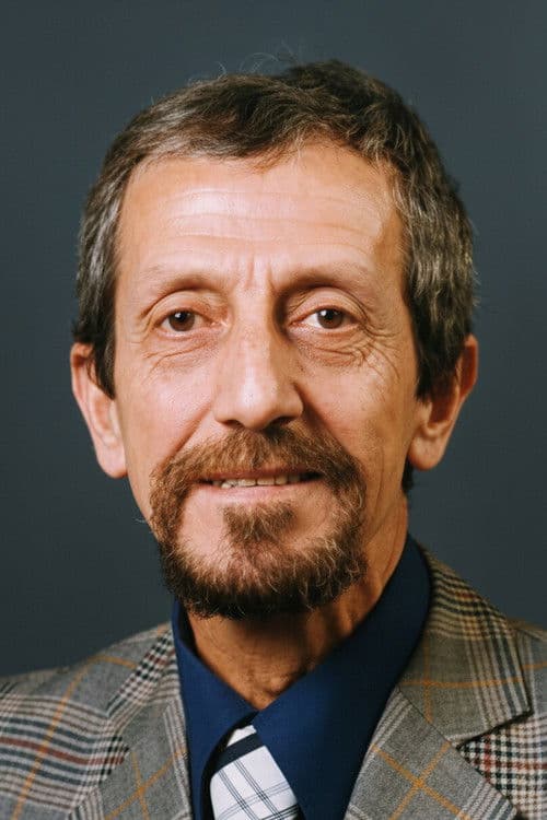 Necdet Yakın foto
