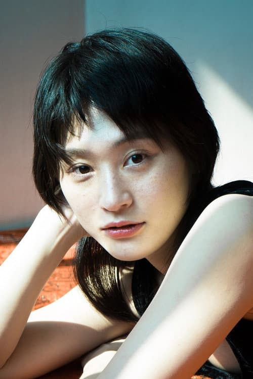 コムアイ foto