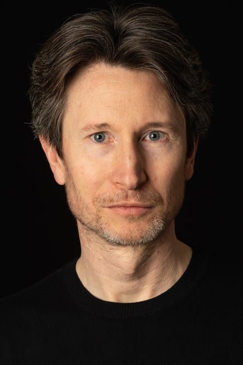 Jonathan Aris foto