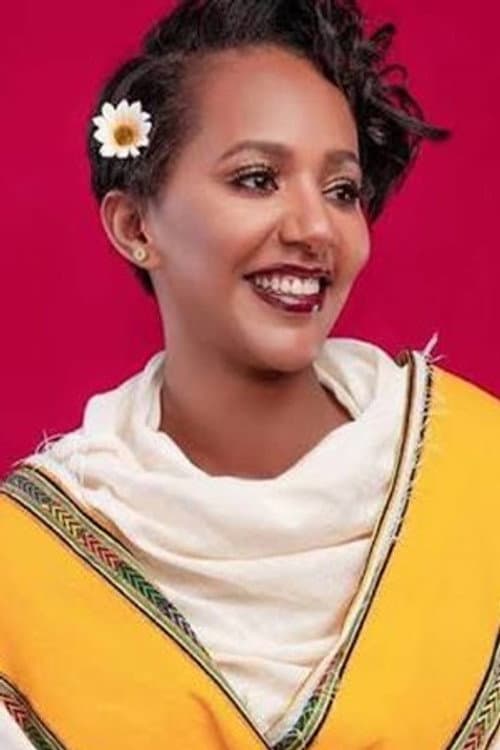 Ayu Girma foto