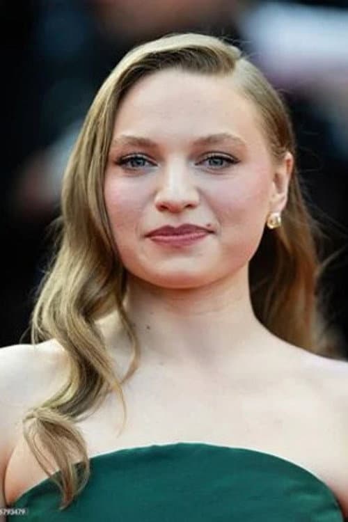 Mia Threapleton foto