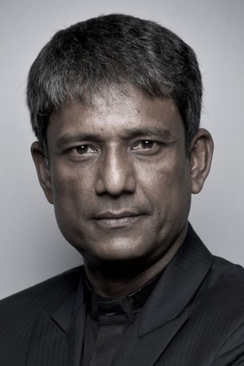 Adil Hussain foto