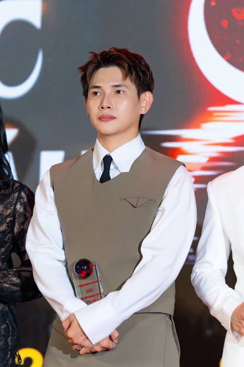 Quỳnh Lý foto