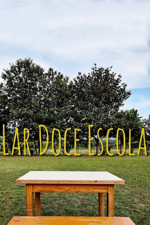 Lar Doce Escola (2020) poster