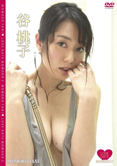LOVE DATE MOMOKO 2／谷桃子 (2011) poster